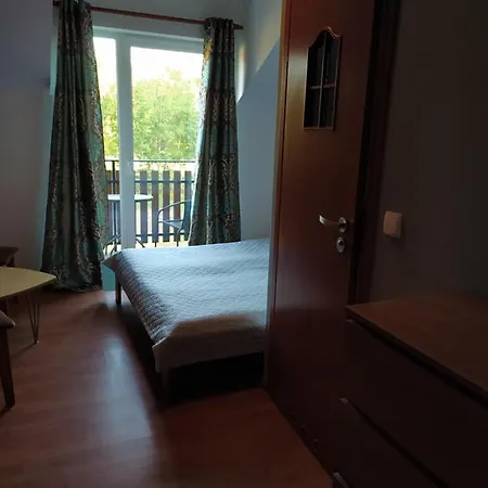 Goscinne Ontario Mieroszyno ゲストハウス