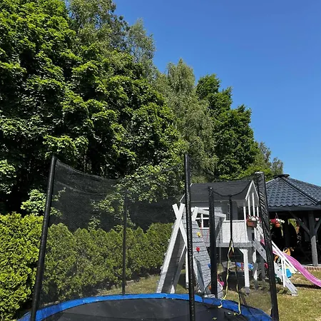 ゲストハウス Goscinne Ontario Mieroszyno