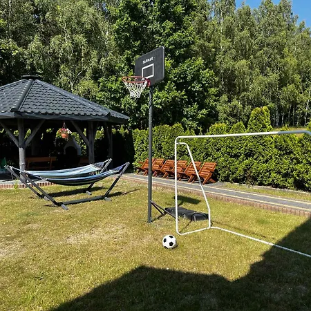 Goscinne Ontario Mieroszyno ゲストハウス Jastrzębia Góra