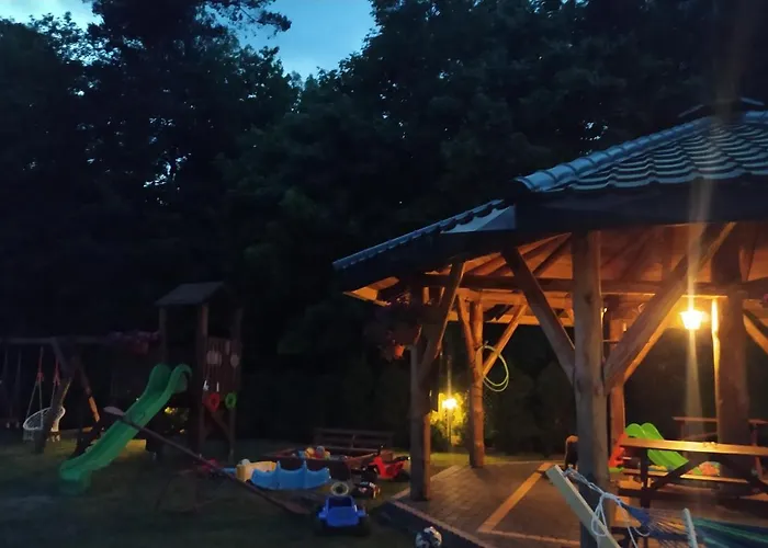 بيت ضيافة Goscinne Ontario Mieroszyno 3*